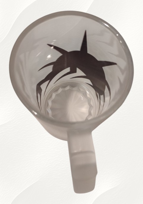 Халба черно слънце Халба черно слънце