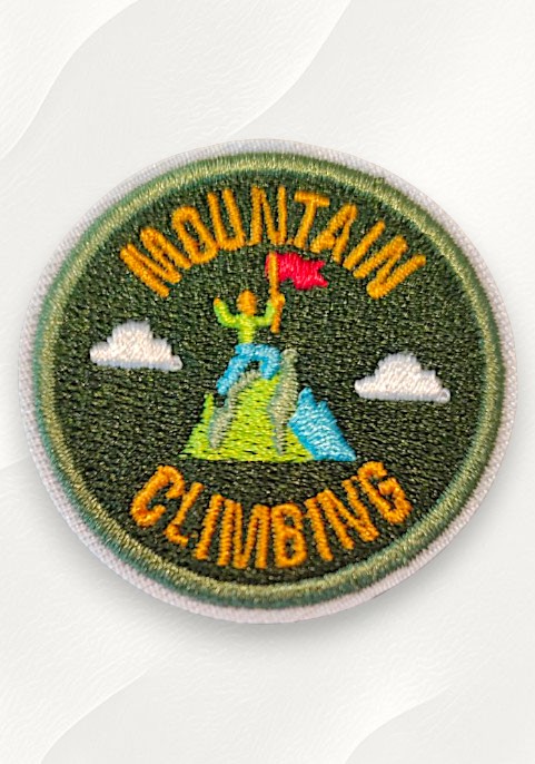 Бродиран пач за дрехи текстил и тениски -Планинско катерене