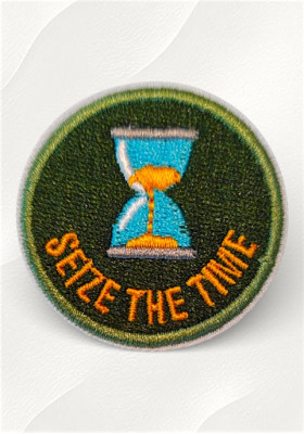 Бродиран пач за дрехи текстил и тениски -"Улови времето" 