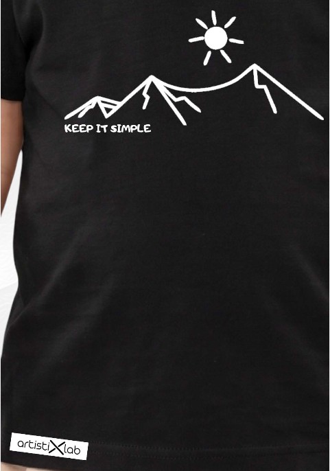 Детска черна тениска с планина и надпис Keep It Simple 68-73см.