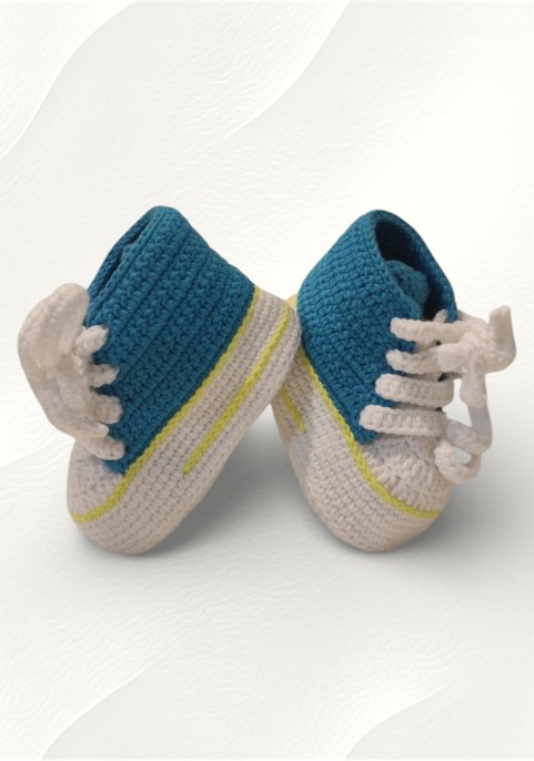 Маратонки бебешки  Високи сини с бели връзки