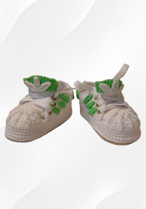 Маратонки бебешки бели със зелено