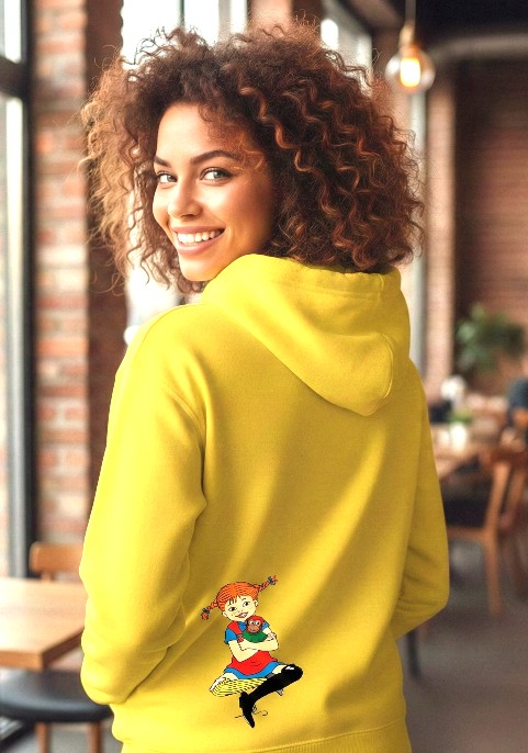 Суитшърт патешко жълто "Пипи"